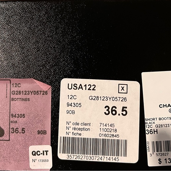 CHANEL booties! Unique, detailed and authentically CHANEL. Worn once. - Picture 4 of 4